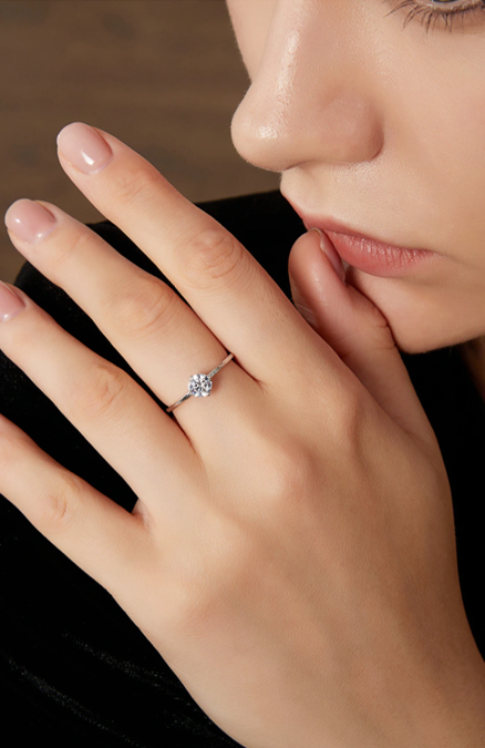 0.5ct Round Moissanite 4 Prong Solitaire Ring for Girls (model) 0.5ct Round Moissanite 4 Prong Solitaire Ring for Girls (model)