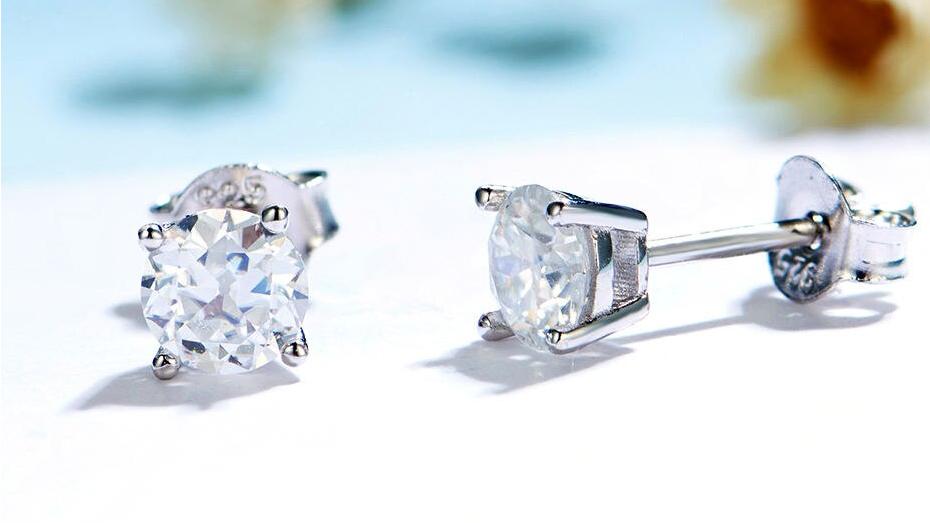 4/5/6/7mm Old European Cut Genuine Moissanite 4 Prong Stud Earrings in Yellow/White/Rose Gold Plated Sterling Silver 4/5/6/7mm Old European Cut Genuine Moissanite 4 Prong Stud Earrings in Yellow/White/Rose Gold Plated Sterling Silver