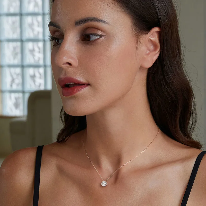 Beatrice Round Moissanite Bezel Pendant (8)