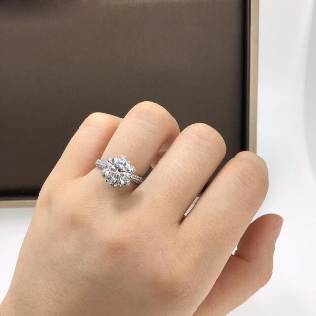 Kaly Round Moissanite Rosebud Ring Modelled Kaly Round Moissanite Rosebud Ring Modelled