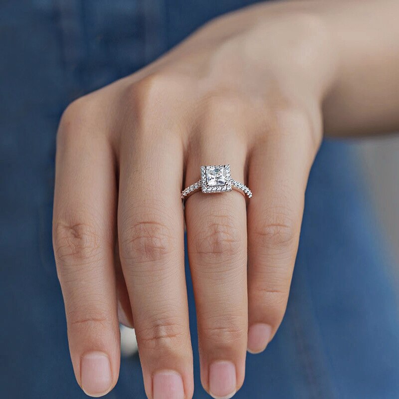 Pallas 1ct Princess Cut Moissanite Halo Ring (11)