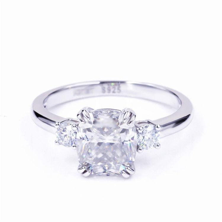 Cushion Moissanite Engagement Ring 7x8mm 1.7ct Jewelry for Women Cushion Moissanite Engagement Ring 7x8mm 1.7ct Jewelry for Women