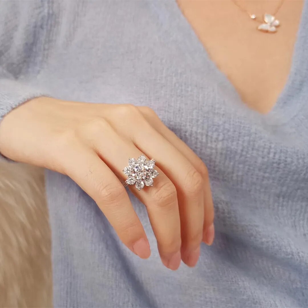 Lola Moissanite Lotus Halo Ring (3)