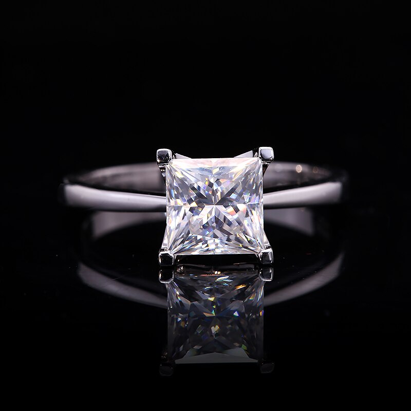 Princess Cut Cathedral Set Solitaire Ring (1) Princess Cut Cathedral Setting