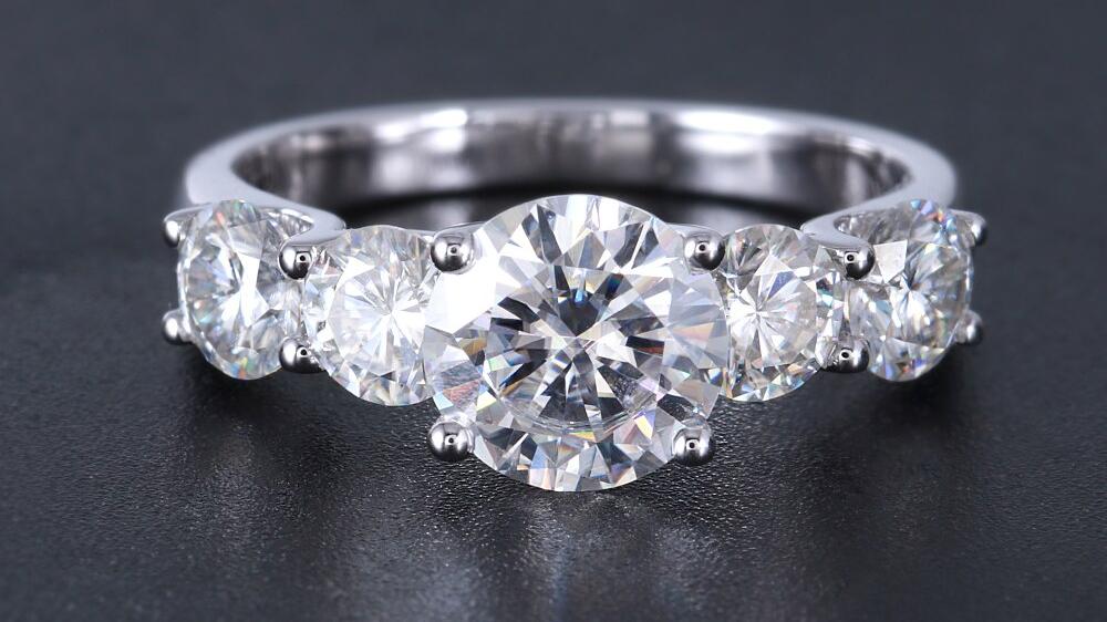 Brilliant Quintet Eternity Ring Brilliant Quintet Eternity Ring