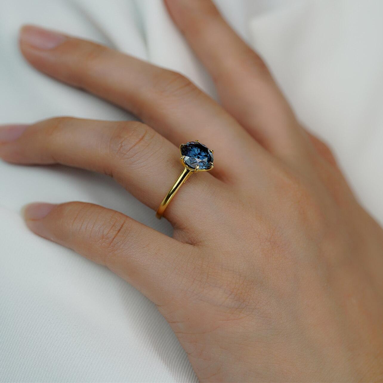 3 Carat Solitaire Purple or Blue Color Moissanite Ring 3 Carat Solitaire Purple or Blue Color Moissanite Ring