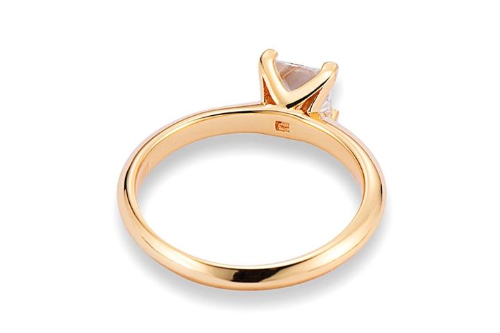 Princess cut Moissanite solitaire 4 prong Ring (YG) 