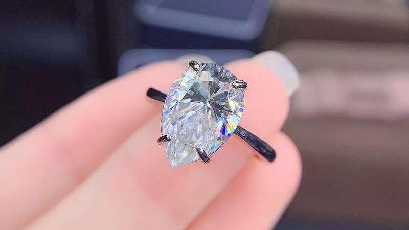 5ct Pear Moissanite Solitaire Ring (3) Pear Moissanite Solitaire Ring