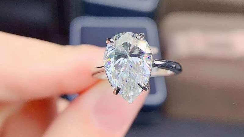 5ct Pear Moissanite Solitaire Ring (2) Pear Moissanite Solitaire Ring