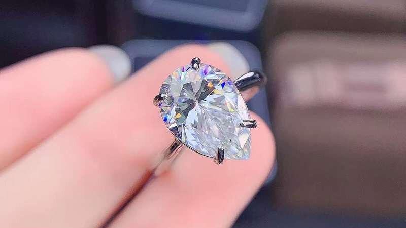5ct Pear Moissanite Solitaire Ring (4) Pear Moissanite Solitaire Ring