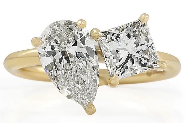 Pear Princess Toi Et Moi ring
