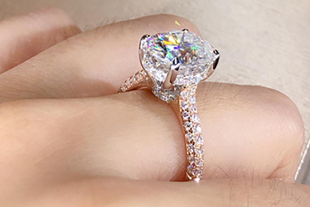 Oval Double Halo Moissanite Ring (1) Oval Double Halo Moissanite Ring