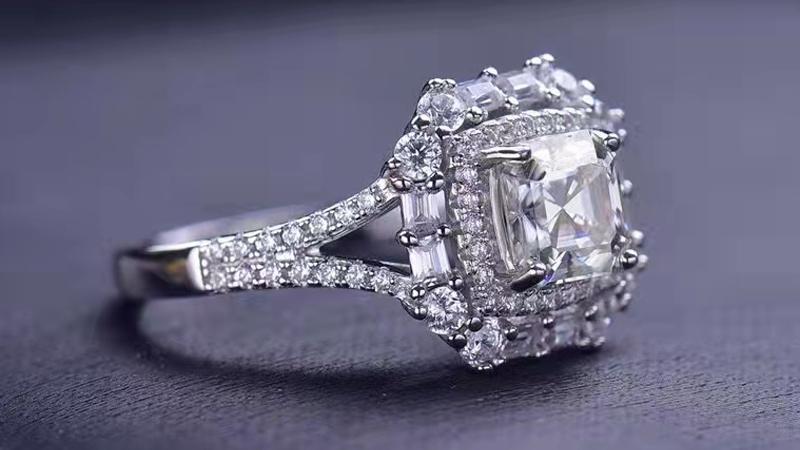 Asscher Cut Moissanite Halo Ring (3) Asscher Cut Moissanite Halo Ring