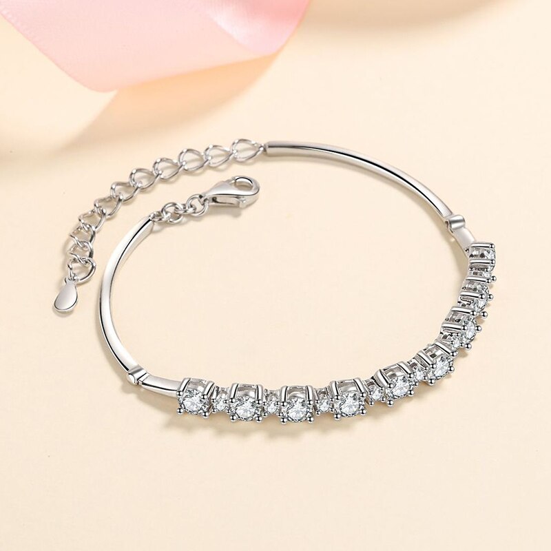 Alternating Moissanite Bracelet (2) Alternating Moissanite Bracelet