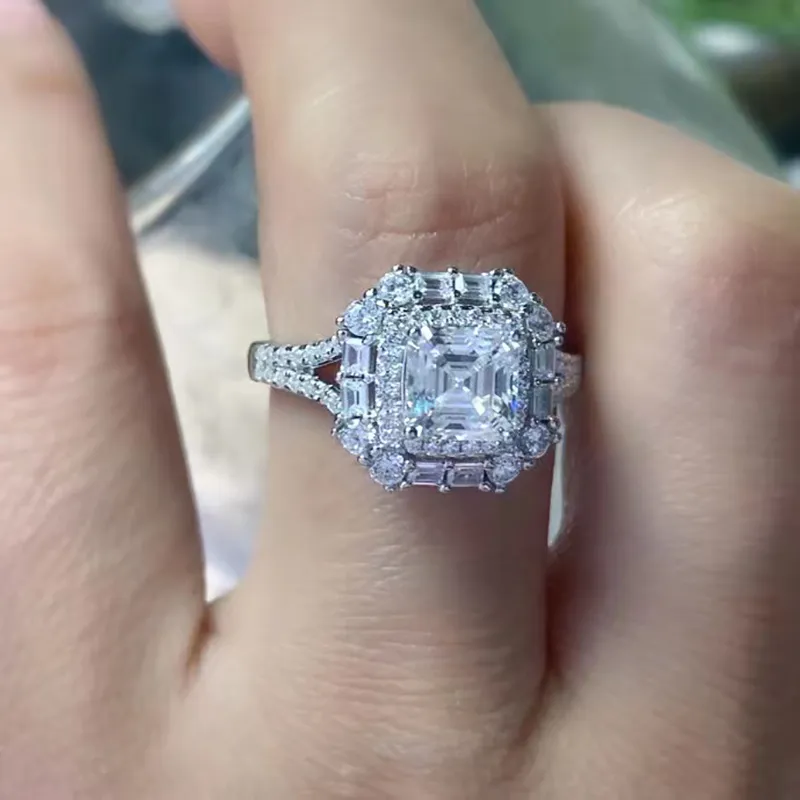 Ashlyn 1ct Asscher Cut Moissanite Halo Ring Ashlyn 1ct Asscher Cut Moissanite Halo Ring Modelled