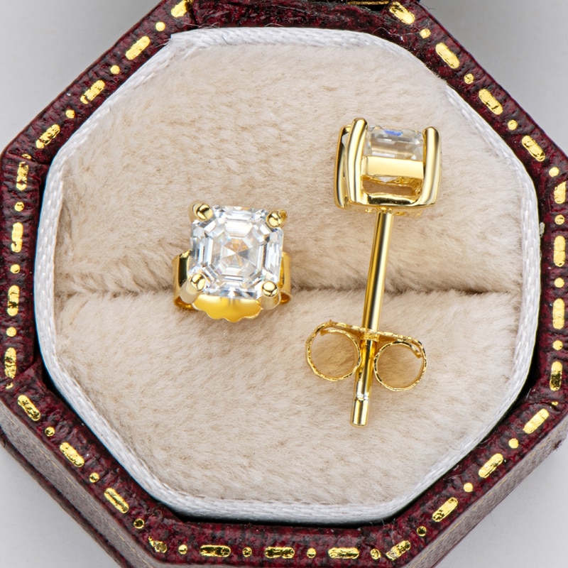 Asscher Cut Moissanite Stud Earrings (4) Asscher Cut Moissanite Stud Earrings