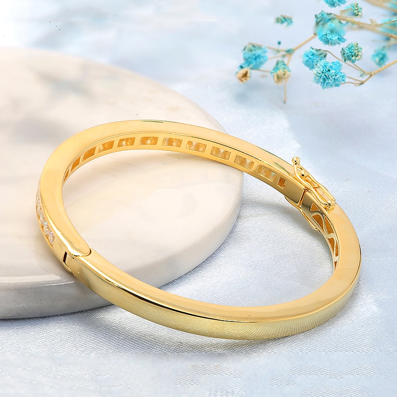 Hinged Moissanite Bangle (2) Hinged Moissanite Bangle YG