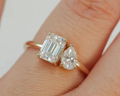 Pear Emerald Toi Et Moi Ring Pear Emerald Cut Toi Et Moi Ring