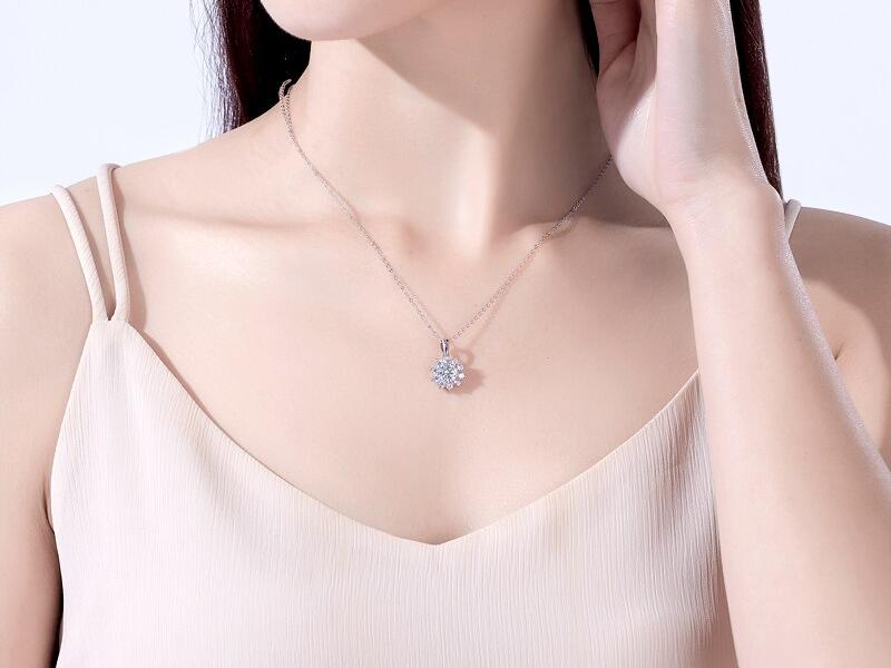 2ct Round Moissanite Lotus Halo Pendant (2) 2ct Round Moissanite Lotus Halo Pendant (1)