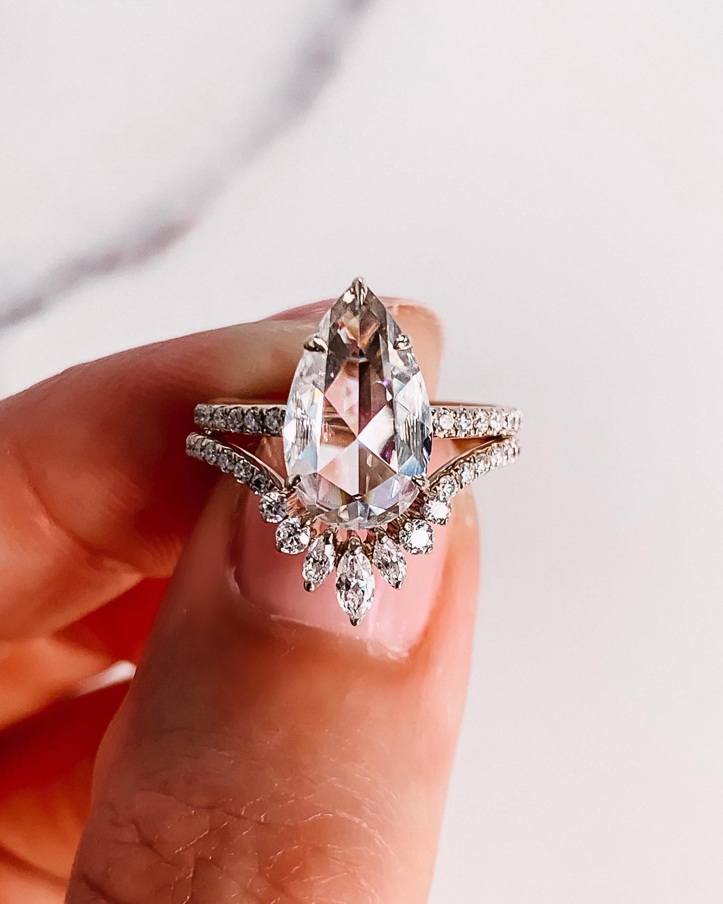 Rose Cut Pear Moissanite Bridal Ring Set (4) Rose Cut Pear Moissanite Bridal Ring Set